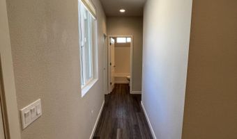 573 Country Hollow Dr, Fernley, NV 89408