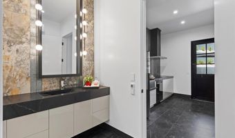38 Skybird Ct, Las Vegas, NV 89135