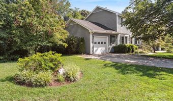 2 Westminster Dr, Asheville, NC 28804