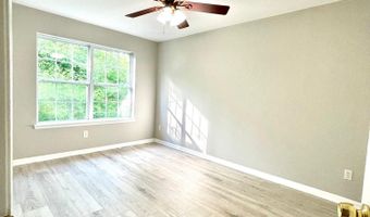 27 Oyster Bay, Absecon, NJ 08201
