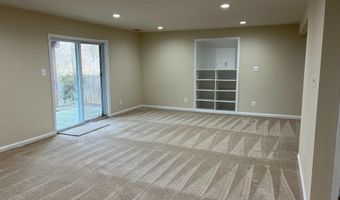 9425 SPRUCE TREE Cir, Bethesda, MD 20814