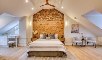 16 Chestnut St, Boston, MA 02129