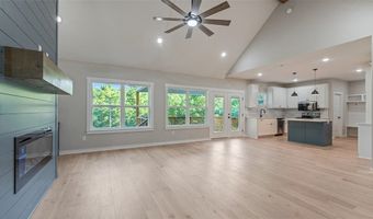 41 Fleetwood Dr, Bella Vista, AR 72714