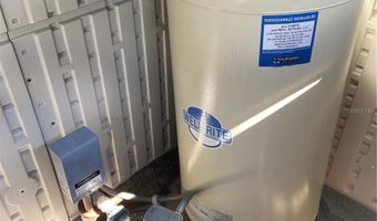 5559 SW 42ND Pl, Bell, FL 32619