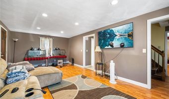 389 Douglas Pike, North Smithfield, RI 02896