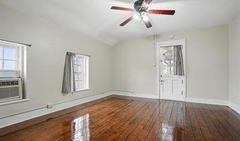 4506 220th Trl, Amana, IA 52203