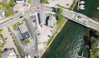 14 Phillips St 2F, North Kingstown, RI 02852