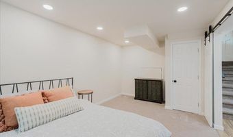 8433 Tabor Cir, Arvada, CO 80005