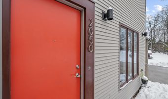 2050 Chalmers Dr, Ann Arbor, MI 48104