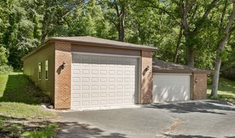 39081 N Sheridan Rd, Antioch, IL 60002