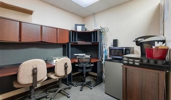 224 SE Debell Ave, Bartlesville, OK 74006