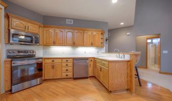 1303 N 158th Ct, Basehor, KS 66007