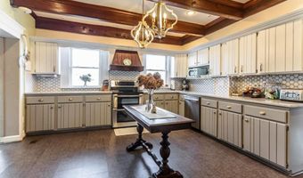 151 Burke St, Appomattox, VA 24522