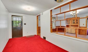 28 Arlington Rd, Coventry, CT 06238