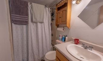 12 Lambert Ave, Augusta, ME 04330