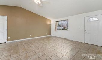 3199 N Cribbens Ave, Boise, ID 83713