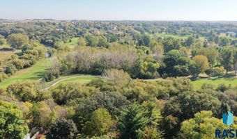 1601 E Sylvan Cir, Brandon, SD 57005