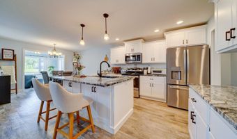 5585 Bear Creek Pass, Auburn, IN 46706