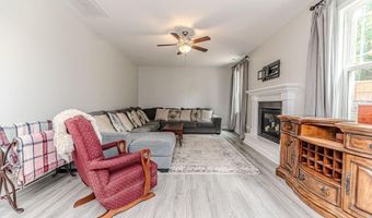 216 Vanderbuilt Ct, Aberdeen, NC 28315