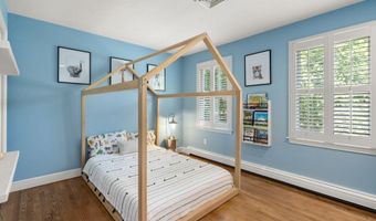 2 High Ridge Rd, Ashland, MA 01721