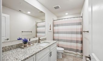 12428 SEA OAKS Ln 4, Berlin, MD 21811