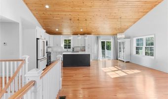 4 Byron Randall Rd, Johnston, RI 02919