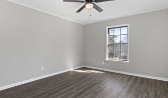 2014 W Lakeview Dr, Benton, AR 72015