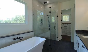 3076 Avilla Manor Trl, Alexander, AR 72002