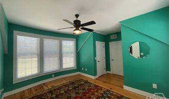 156 Lake Oglethorpe Dr, Arnoldsville, GA 30619