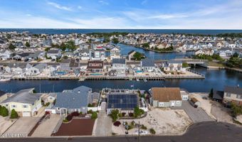 91 S Ronald Ave S, Bayville, NJ 08721