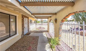 16048 Wintun Rd, Apple Valley, CA 92307