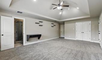 209 Ellis Creek Dr, Weatherford, TX 76085