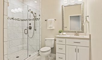 25801 YELLOW BIRCH Ct, Aldie, VA 20105