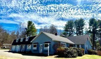 14 Lakeshore Dr, Belgrade, ME 04917