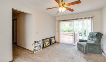 12222 Cenfield St NE, Alliance, OH 44601