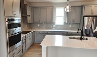 821 York Aly, Acworth, GA 30102