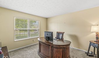 6332 Surrey Ct, Anderson, IN 46013