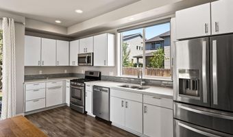 61547 SE Lincoln Ln, Bend, OR 97702