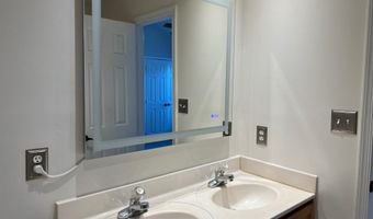 5925 KIRKCALDY Ln, Alexandria, VA 22315