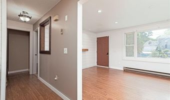 10 Ship St, Jamestown, RI 02835