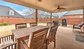 3910 NE Kensington Ave, Bentonville, AR 72712