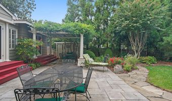 214 WARDOUR Dr, Annapolis, MD 21401