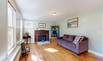 232 Lake St, Auburn, ME 04210
