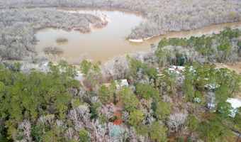 1380 Landing Rd, Baxley, GA 31513