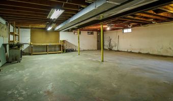 183 Crown St, Bristol, CT 06010