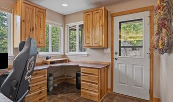 14300 Cambridge Rd, Bonner, MT 59823