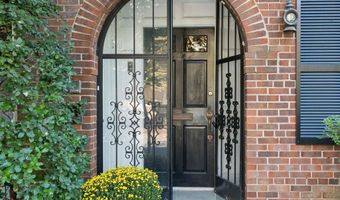 3402 R St NW, Washington, DC 20007