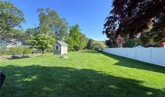 60 Farm Dr, Cumberland, RI 02864