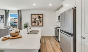 7039 OAKMONT Rd, Mt. Pleasant, WI 53403