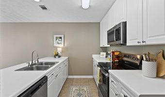 2428 UNIVERSITY Dr 403, Auburn, AL 36830